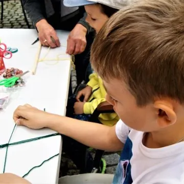 „Robótkowo” na dziedzińcu muzeum w Radomsku