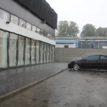 W Radomsku nadal burzowo