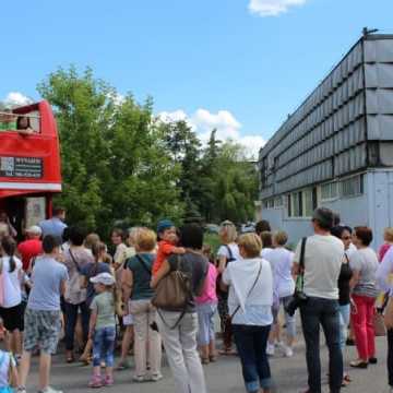 Dni Radomska 2016: Miasto z pokładu angielskiego autobusu. FOTO