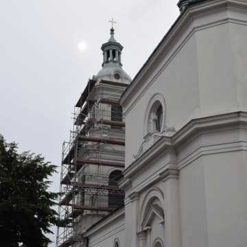 Kościelne wieże w renowacji
