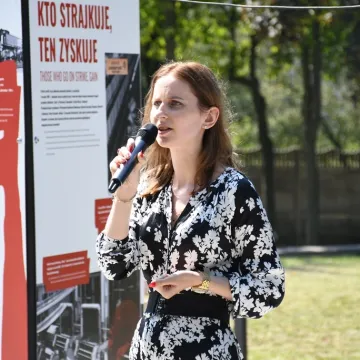 Piotrków Tryb.: wystawa o Solidarności otwarta