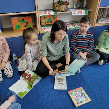 „Przerwa na czytanie”. Bicie rekordu w czytaniu na przerwie w „Siódemce”