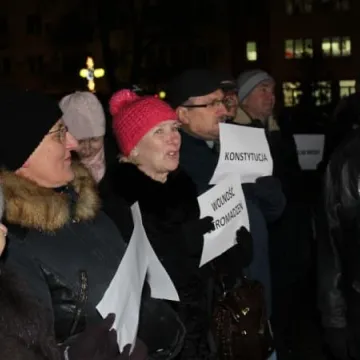 Protestują w obronie demokracji