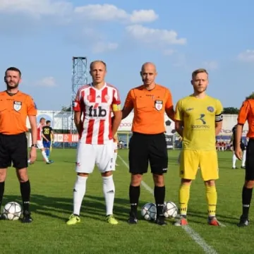 RKS przegrywa na własnym stadionie z Pogonią Grodzisk