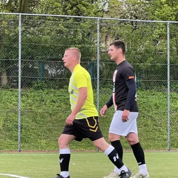 Żuczek Dobromierz pierwszym liderem „Szóstek” w Radomsku