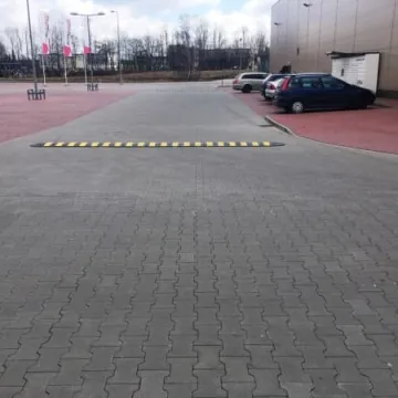 Progi zwalniające na „Inter”. Dla poprawy bezpieczeństwa