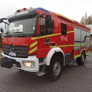 Wielki dzień dla OSP Wola Jedlińska. Jednostka otrzymała nowy pojazd