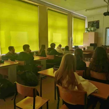 Dzień Edukacji Prawnej. Lekcja o prawie w praktyce w ZS-P w Dobryszycach