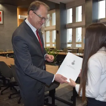 Młodzi zawodnicy z Radomska odebrali stypendia sportowe