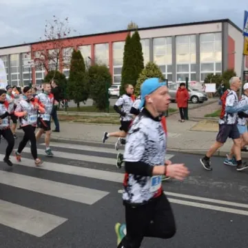 Pobiegli i uczcili rocznicę odzyskania niepodległości 