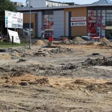 Praca przy przebudowie skrzyżowania wre