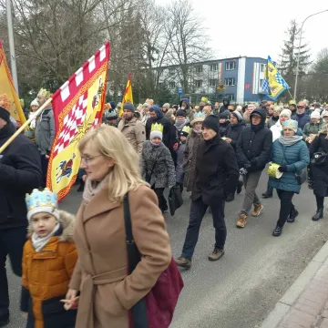 Orszak Trzech Króli w Radomsku: radość i kolędy
