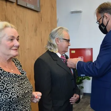 „Złoci” małżonkowie odznaczeni medalami