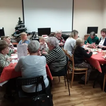 Pisanki i pająki ludowe ożywiły tradycję w Gidlach