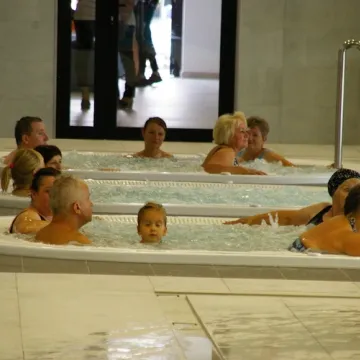 Mieszkańcy Radomska korzystają już z nowego basenu. Tak wygląda wnętrze „Aquary”