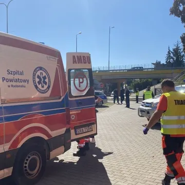 Ewakuacja ZSP 1 w Radomsku. Był pożar, strzały i osoby ranne