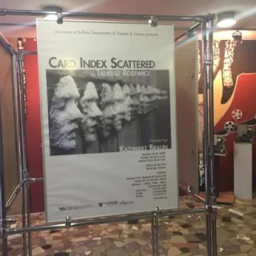 Tadeusz Różewicz w fotograficznym obiektywie