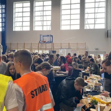 Tłumy na targach edukacyjnych w Radomsku