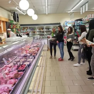 Handlowcy z ZSE na warsztatach w Delikatesach Centrum