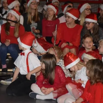 Świąteczny koncert charytatywny w PSP nr 6