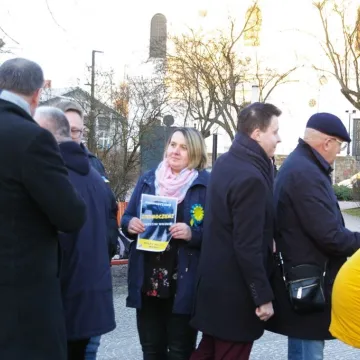 Radomsko: Wiec solidarności z Ukrainą