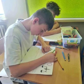 Hejt, trolling i memy. Lekcja prawa w Dobryszycach