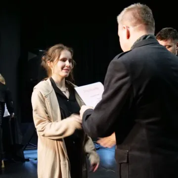 Recytatorzy na scenie MDK