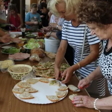 Piknik integracyjny dzieci i seniorów RUTW SAN