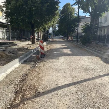 Przebudowa ulicy Fabianiego w Radomsku idzie zgodnie z planem