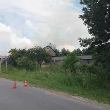 Pożar budynku gospodarczego w Dmeninie