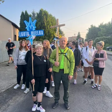 Wierni z Lgoty Wielkiej pielgrzymują na Jasną Górę