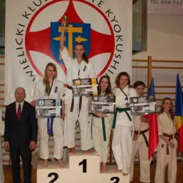 Cztery medale dla Akademii Karate Kyokushin Radomsko