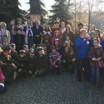 Happening Teatru Źródło „Z Niepodległą w sercu”