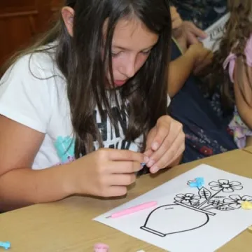 Warsztaty quillingu w bibliotece