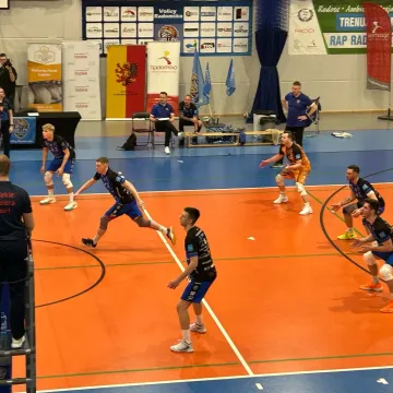 Zacięta walka w Radomsku. METPRIM Volley pokonuje Resursę Łódź po tie-breaku