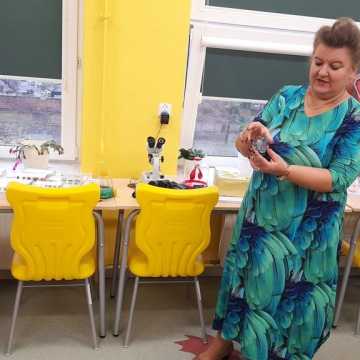 [WIDEO] Otwarcie Eko-Pracowni w PSP nr 1 w Radomsku – Krok ku zielonej przyszłości