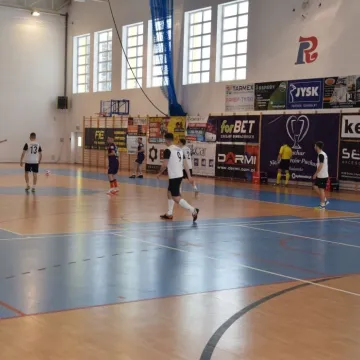 W Radomsku gra toczy się o Puchar Niezdobywców Pucharów