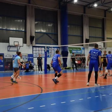 METPRIM Volley Radomsko gra i pomaga