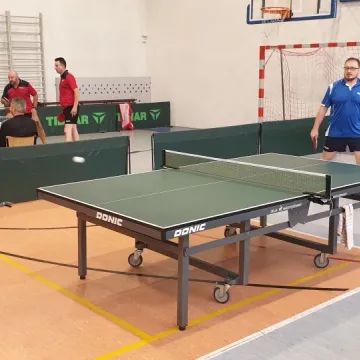 Tenisiści Sokoła Radomsko wygrywają mecz w IV lidze