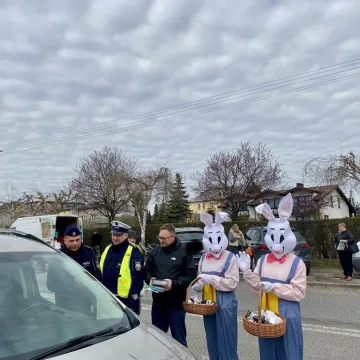 Świąteczny czas i większa czujność. Funkcjonariusze przypominali o bezpieczeństwie