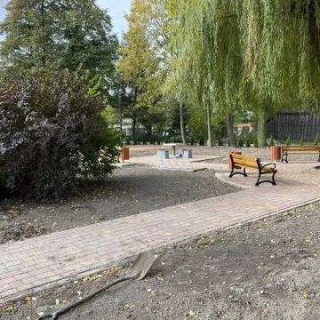 W Dobryszycach powstaje nowy skwer