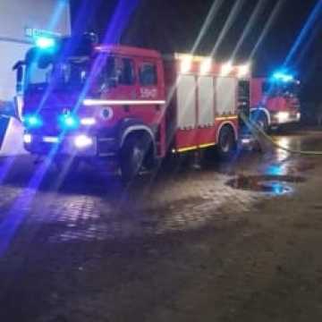 Pożar w sortowni odpadów w gminie Kamieńsk