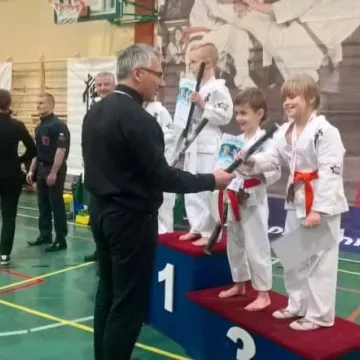 Grad medali karateków „Randori”