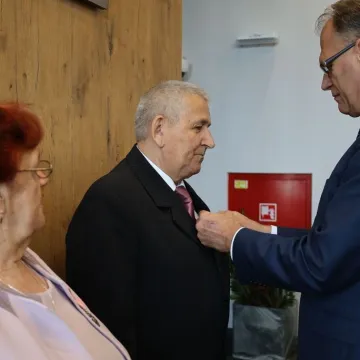 Złoci Małżonkowie uhonorowani medalami