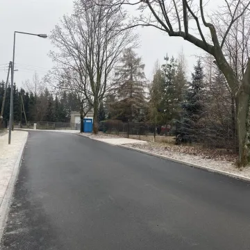 Nowa droga, nowe chodniki. Tak zmieniła się ulica Żwirki