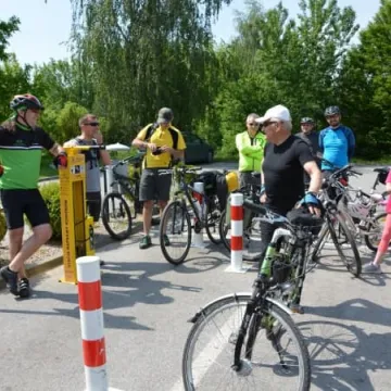 Turystyczny rajd przez powiat