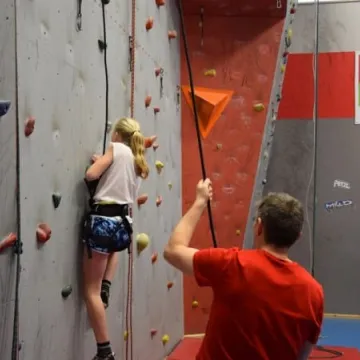 Wspinaczka w powiatowej hali
