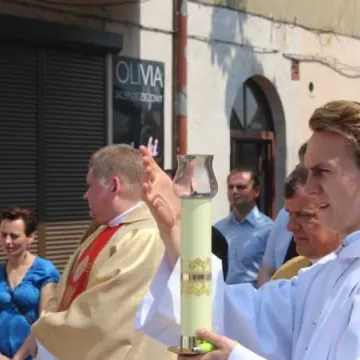 Procesje przemierzyły ulice