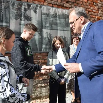 Poznawali Radomsko – miasto braci Różewiczów