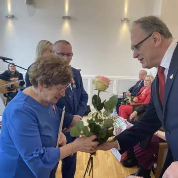 Razem przez pół wieku. Medale trafiły do dziesięciu par